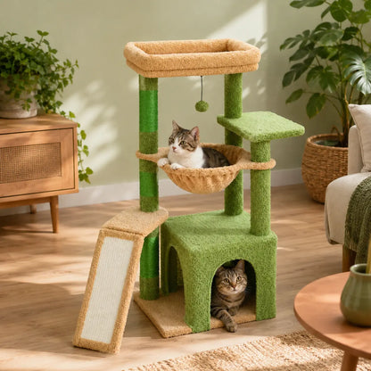 Neko Momo – Arbre à chat compact avec niche et hamac dans un intérieur coordonné avec chats