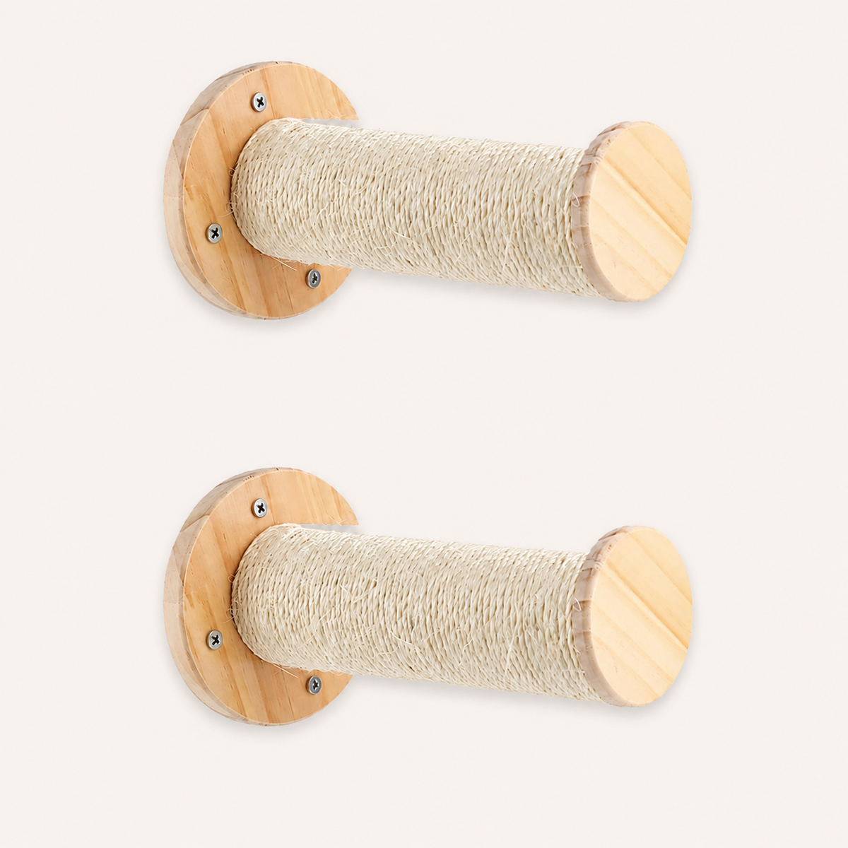 Neko Tsubasa – Lot de deux griffoirs muraux cylindriques en bois et sisal sur fond beige