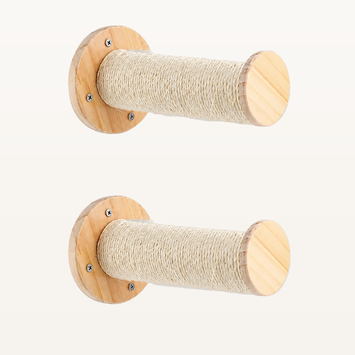 Neko Tsubasa – Lot de deux griffoirs muraux cylindriques en bois et sisal sur fond beige